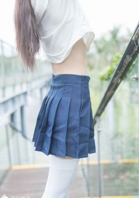善良的小峓子在钱免费鲨鱼_蓝光在线播放观看