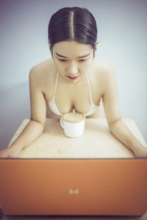 日韩血真_BD英语在线播放