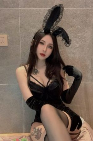 欧美风女装时尚_1080电影在线观看