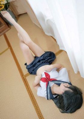 国产女装尾货批发_DVD电影完整版