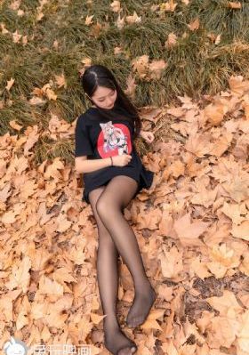 苹果成人色不雅视频_超清日韩电影在线