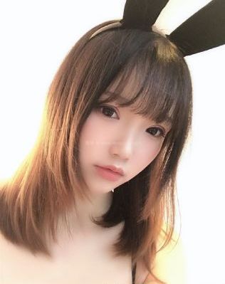 成人伊人国产_正片免费观看