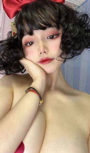 欧美基地在线观看_蓝光版中文字幕包