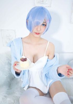 国产精品亚洲美色_720免费播放
